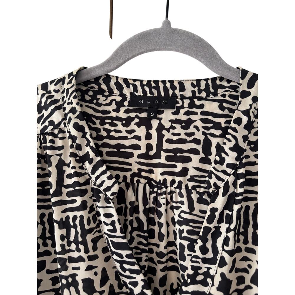 GLAM Women’s Black White Abstract Print Shirt Dress Size Small Tie Waist Mini - Picture 3 of 11